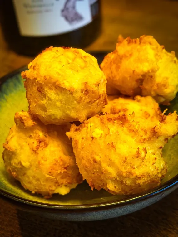 E Buglidicce, les beignets de fromage frais, Ajaccio, Ô Vent d'Ange